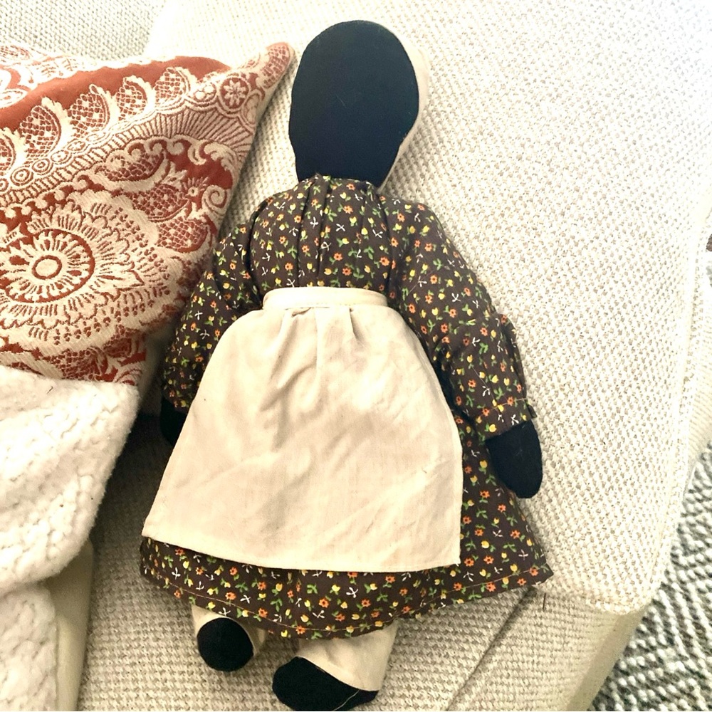 VINTAGE African American cloth no face Doll & clothes. Never displayed, Special